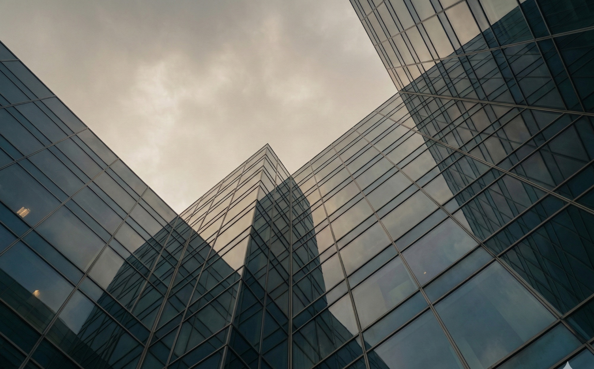 Financial district and capital markets context